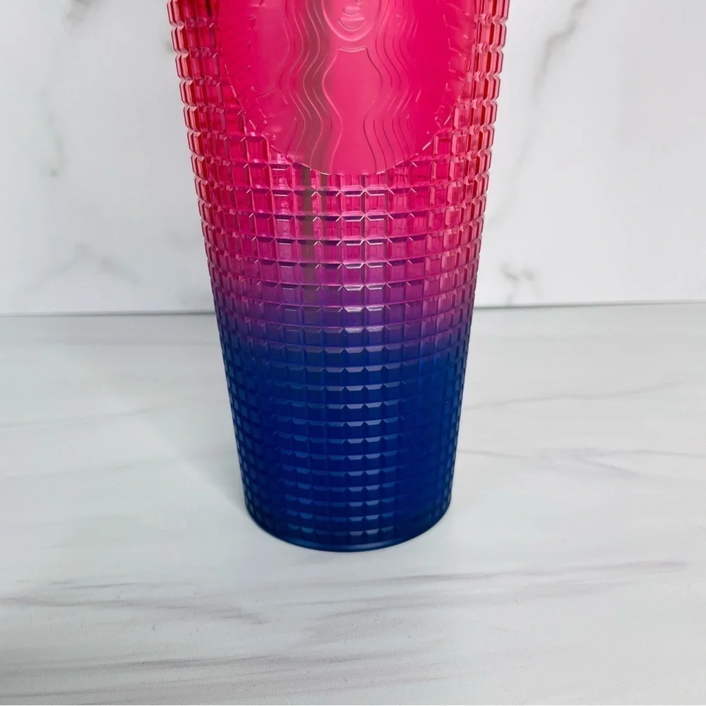 Starbucks 2022 Watermelon Pink Purple Gradient Ombre Grid 24oz Venti Tumbler Cup